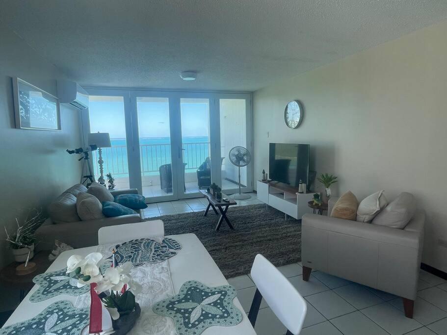 Ocean View 2 Bed 1 Bath 2 Parkings & Pool @ Dos Marinas Fajardo Appartement Buitenkant foto