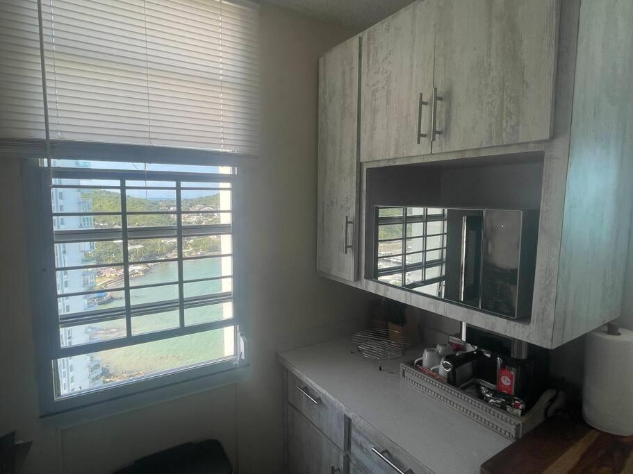 Ocean View 2 Bed 1 Bath 2 Parkings & Pool @ Dos Marinas Fajardo Appartement Buitenkant foto