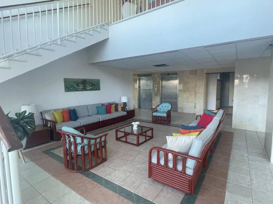 Ocean View 2 Bed 1 Bath 2 Parkings & Pool @ Dos Marinas Fajardo Appartement Buitenkant foto